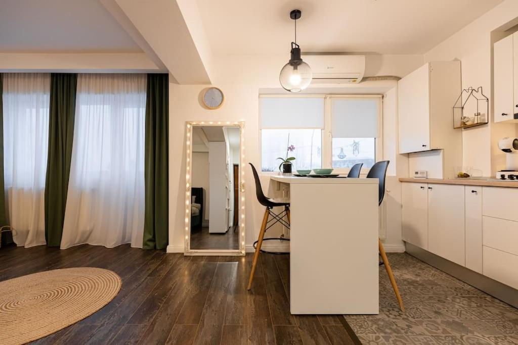 Ultra Central Apartment Baia Mare Ngoại thất bức ảnh